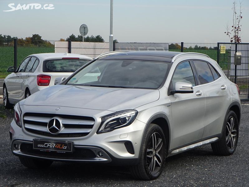 Mercedes-Benz GLA, 200d 100kW 4MATIC PANORAMA